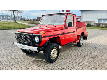 Hasičský vůz MERCEDES-BENZ