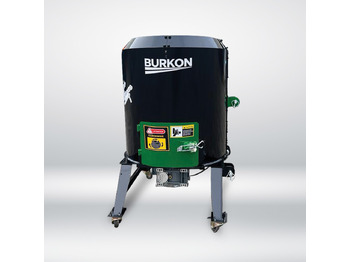 Krmný míchací vůz