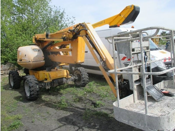 Kloubová plošina MANITOU