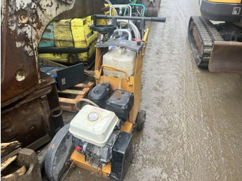 Stavební zařízení HUSQVARNA