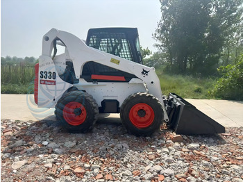 Smykový nakladač BOBCAT