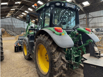 Traktor JOHN DEERE 6120M: obrázek 2