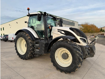 VALTRA T175 leasing VALTRA T175: obrázek 3