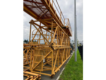 Věžový jeřáb LIEBHERR