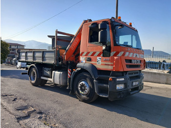 Auto s hydraulickou rukou IVECO Stralis