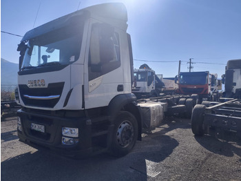 Podvozek s kabinou IVECO Stralis