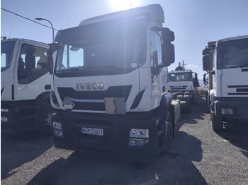Podvozek s kabinou IVECO Stralis