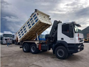 Auto s hydraulickou rukou, Sklápěč IVECO TRAKKER 260T36: obrázek 4 Auto s hydraulickou rukou, Sklápěč IVECO TRAKKER 260T36: obrázek 4