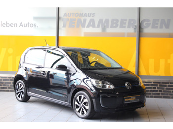 Osobní auto VOLKSWAGEN