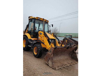 Rýpadlo-nakladač JCB 3CX: obrázek 2