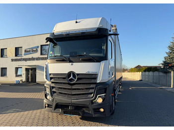 Plachtový nákladní auto MERCEDES-BENZ Actros 1845