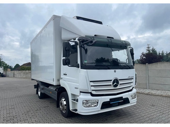 Chladírenský nákladní automobil Mercedes-Benz ATEGO 1227 CHŁODNIA HAKOWA / HAKÓWKA: obrázek 3