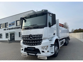 Nákladní automobil valníkový/ Plošinový MERCEDES-BENZ Arocs 2545