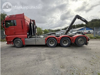 Hákový nosič kontejnerů MAN TGX 35.500
