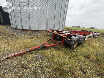 Hákový/ Ramenový nosič přívěs