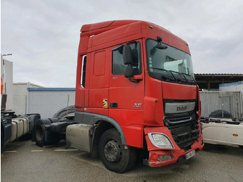 Tahač DAF XF 460