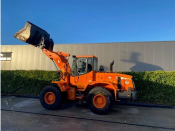 Kolový nakladač DOOSAN DL200