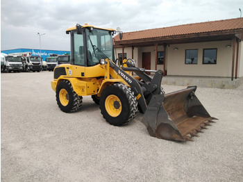 Kolový nakladač VOLVO L30G