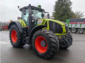 Traktor CLAAS Axion 920