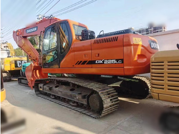 Pásové rýpadlo DOOSAN DX225LC