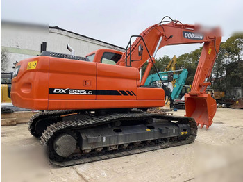Pásové rýpadlo DOOSAN DX225LC