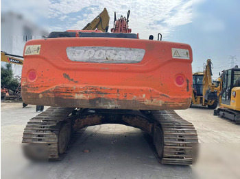 Pásové rýpadlo DOOSAN DX225 LCA: obrázek 4