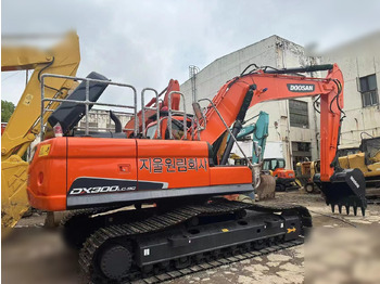 Pásové rýpadlo DOOSAN DX300LC