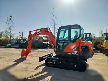 Pásové rýpadlo DOOSAN DX60-9C
