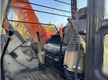 Pásové rýpadlo HITACHI ZX70: obrázek 4