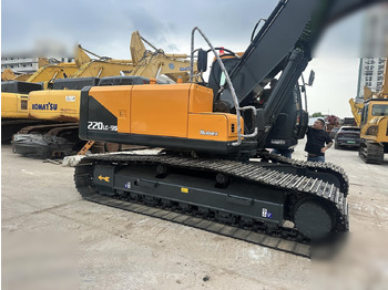 Pásové rýpadlo HYUNDAI ROBEX 220 LC-9S: obrázek 4 Pásové rýpadlo HYUNDAI ROBEX 220 LC-9S: obrázek 4