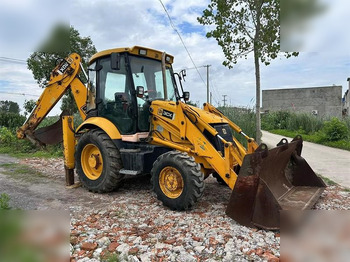 Rýpadlo-nakladač JCB 3CX