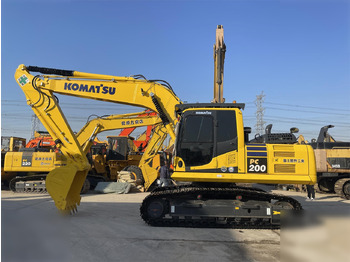 Pásové rýpadlo KOMATSU PC200-8