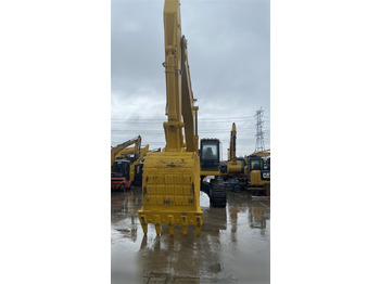 Pásové rýpadlo KOMATSU PC400-8: obrázek 5