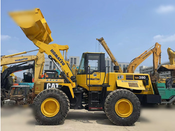 Kolový nakladač KOMATSU WA380-3