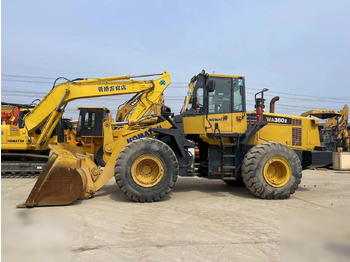 Kolový nakladač KOMATSU WA380