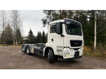 Podvozek s kabinou MAN TGS 26.360
