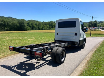 Podvozek s kabinou Iveco DAILY 35C13 ramo do zabudowy kiper wywrotka: obrázek 3