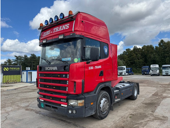 Tahač SCANIA 124