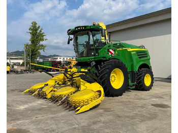 Sklízecí řezačka JOHN DEERE 8600
