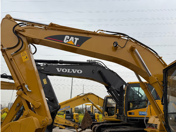 Pásové rýpadlo CATERPILLAR 320B