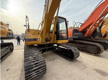 Pásové rýpadlo CATERPILLAR 320B