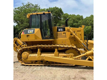 Buldozer CATERPILLAR D6D