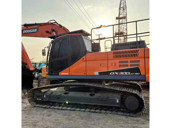 Pásové rýpadlo DOOSAN DX300