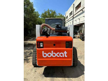 Smykový nakladač Used Heavy Construction Equipment Crawler bobcat T864 Second Hand Smaller Skid Steers Used Machine for Sale [ Copy ]: obrázek 3
