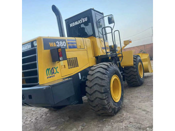 Kolový nakladač KOMATSU WA380-3