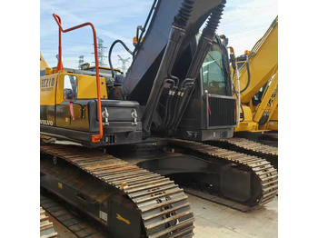 Pásové rýpadlo VOLVO EC210