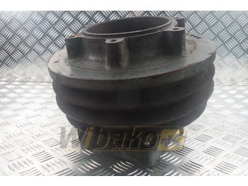 Motor a díly KOMATSU