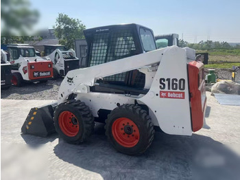 Smykový nakladač BOBCAT S160