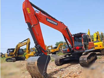 Pásové rýpadlo DOOSAN DX300LC