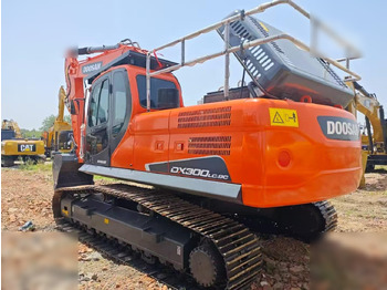 Pásové rýpadlo DOOSAN DX300 LC: obrázek 5